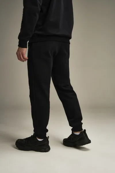 053012001761897901-1435168_2